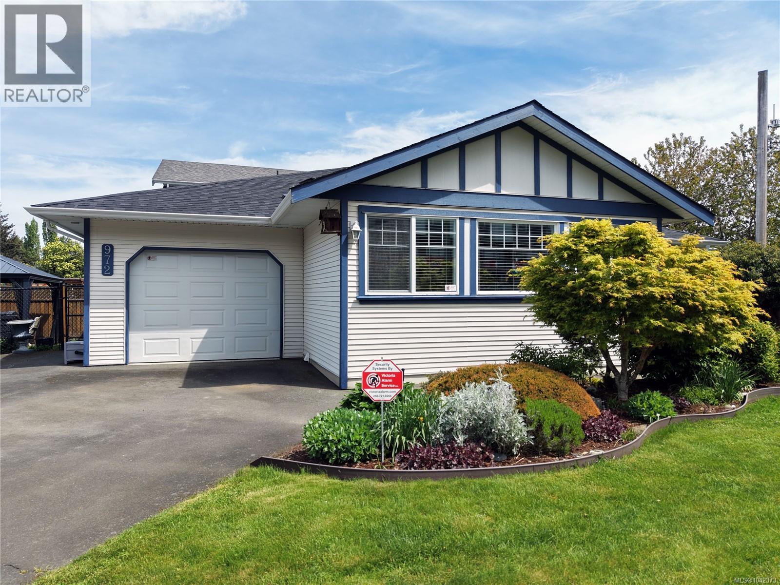 972 Walfred Rd, Langford — photo 3