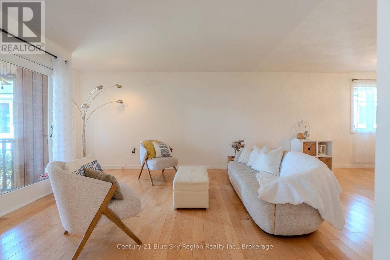 1151 PREMIER ROAD - 13