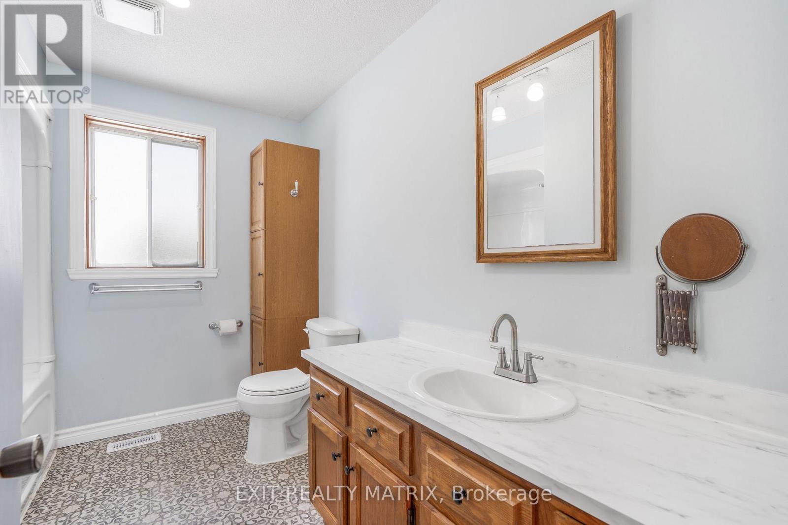 2811-2815 ROLLAND MASSIE ROAD - 17