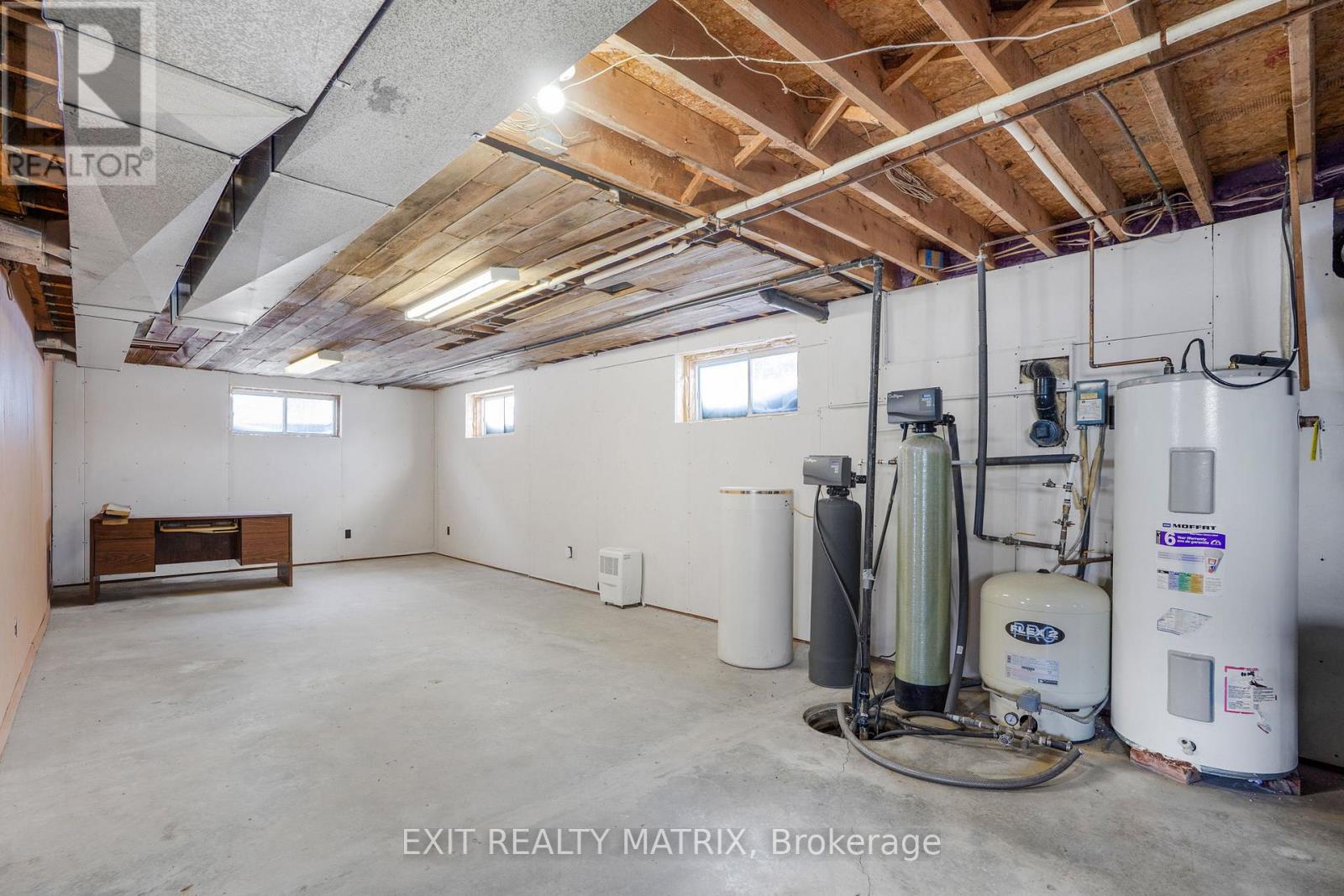 2811-2815 ROLLAND MASSIE ROAD - 22
