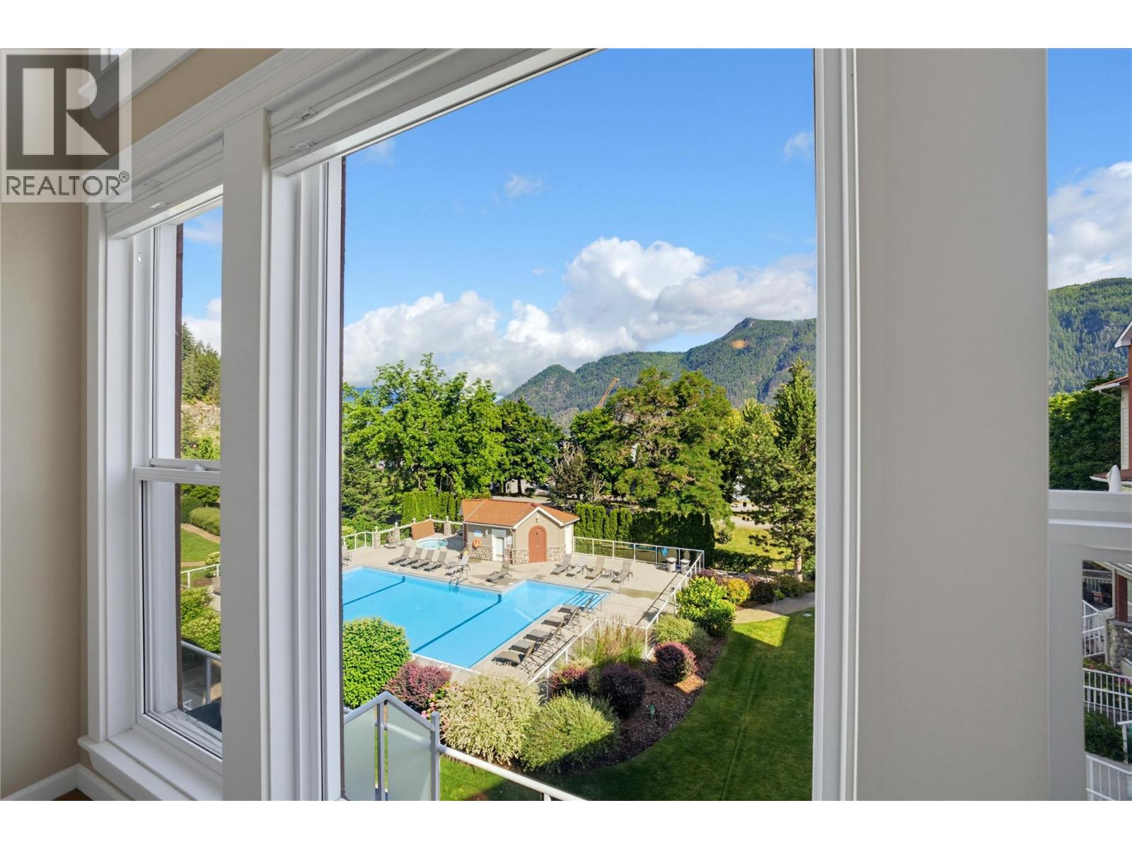 1130 Riverside Avenue Unit# 19, Sicamous