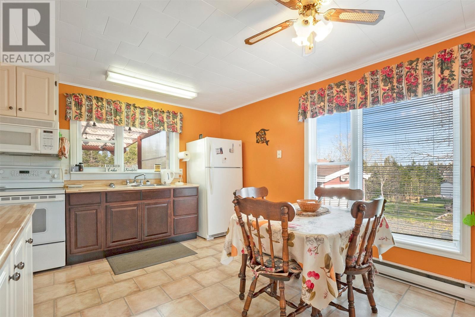 208 Vineland Road - 10