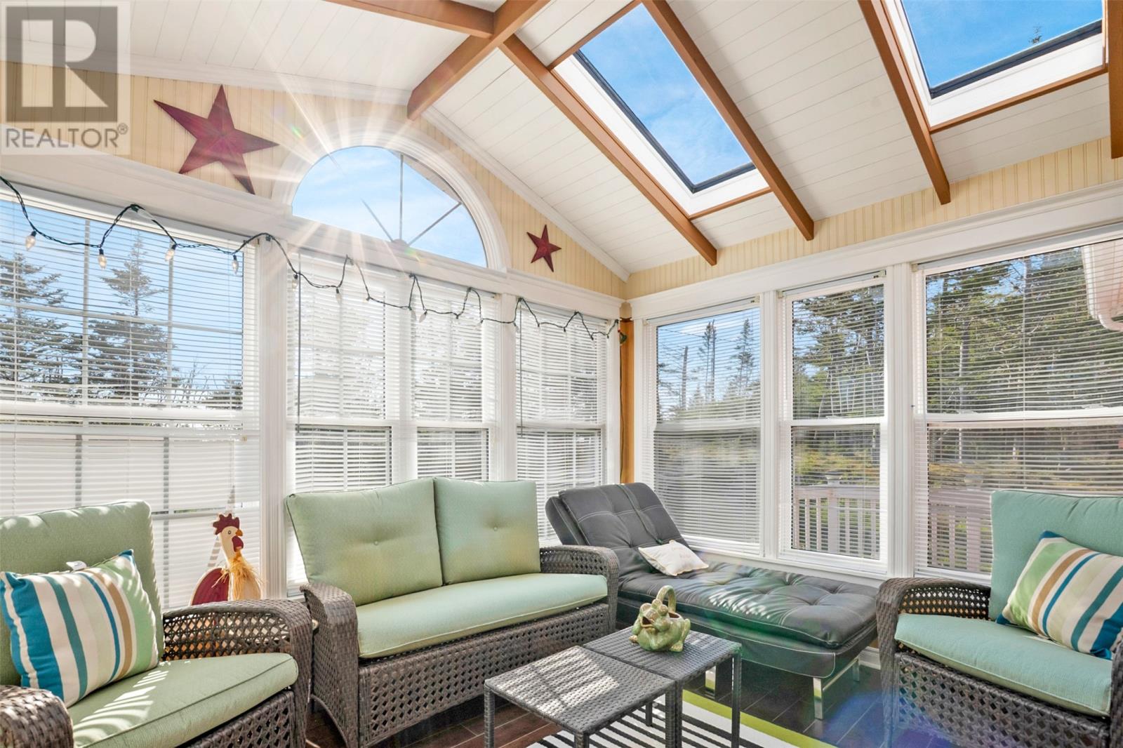 208 Vineland Road - 15