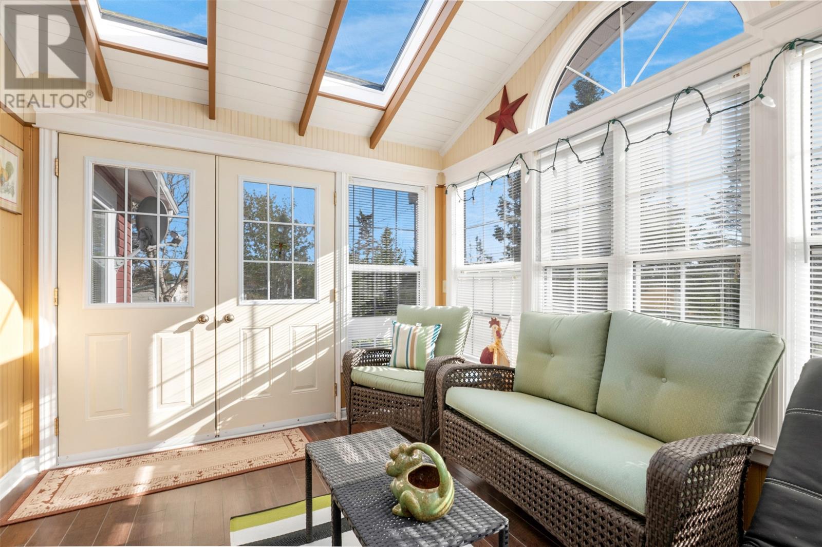 208 Vineland Road - 16