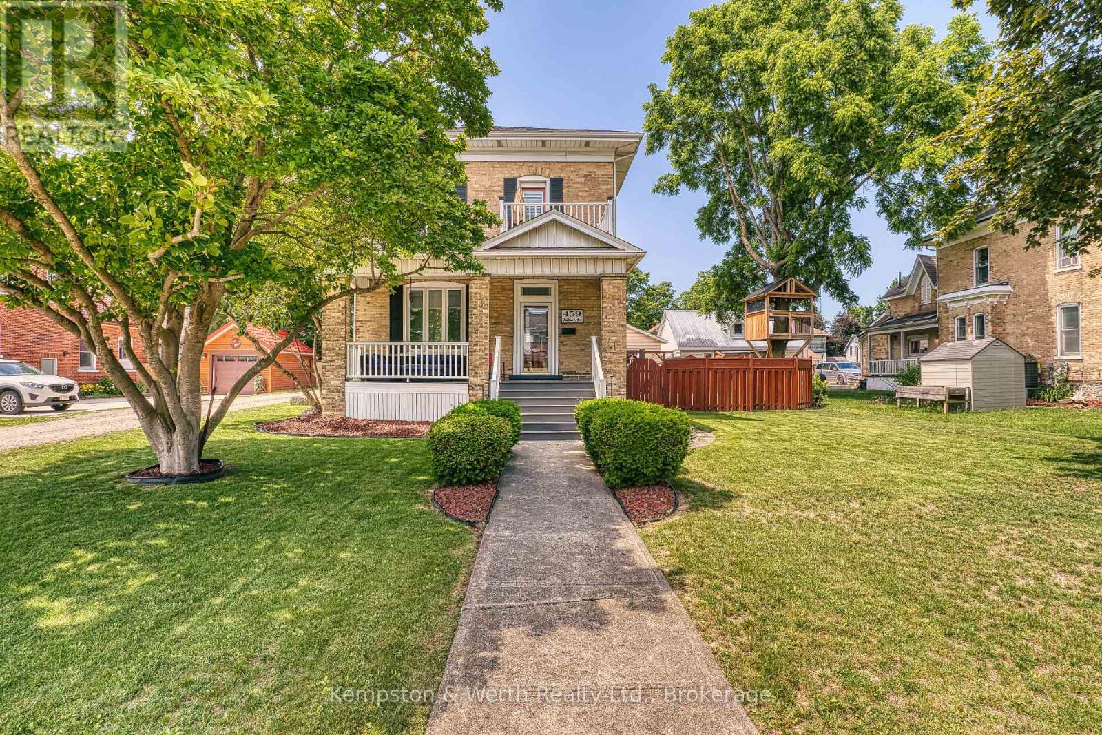 459 WALLACE AVENUE N - 3