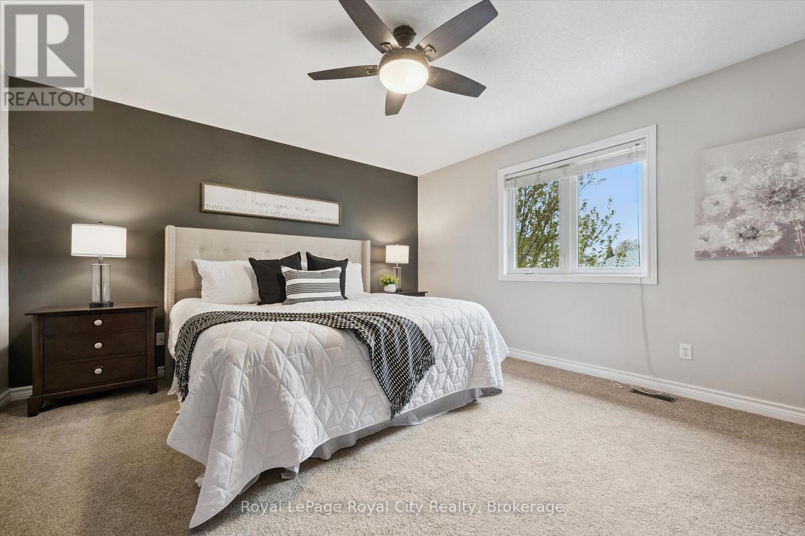 17 CARROLL CRESCENT - 25