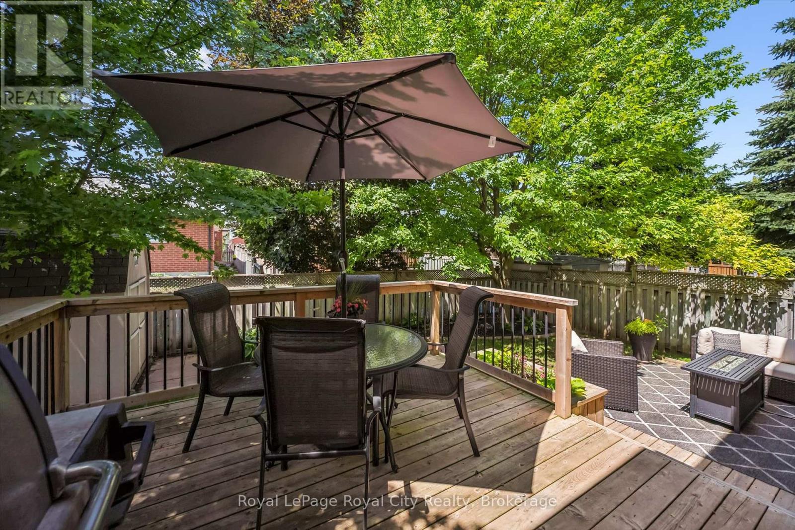 17 CARROLL CRESCENT - 42