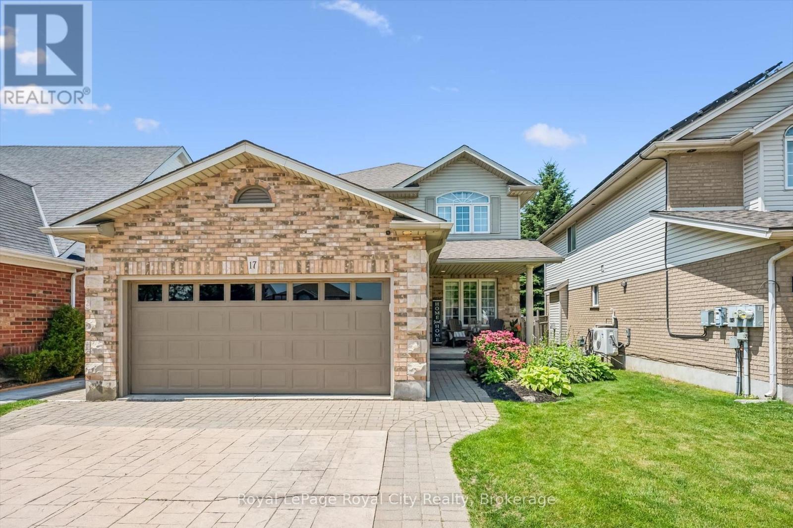 17 CARROLL CRESCENT - 49