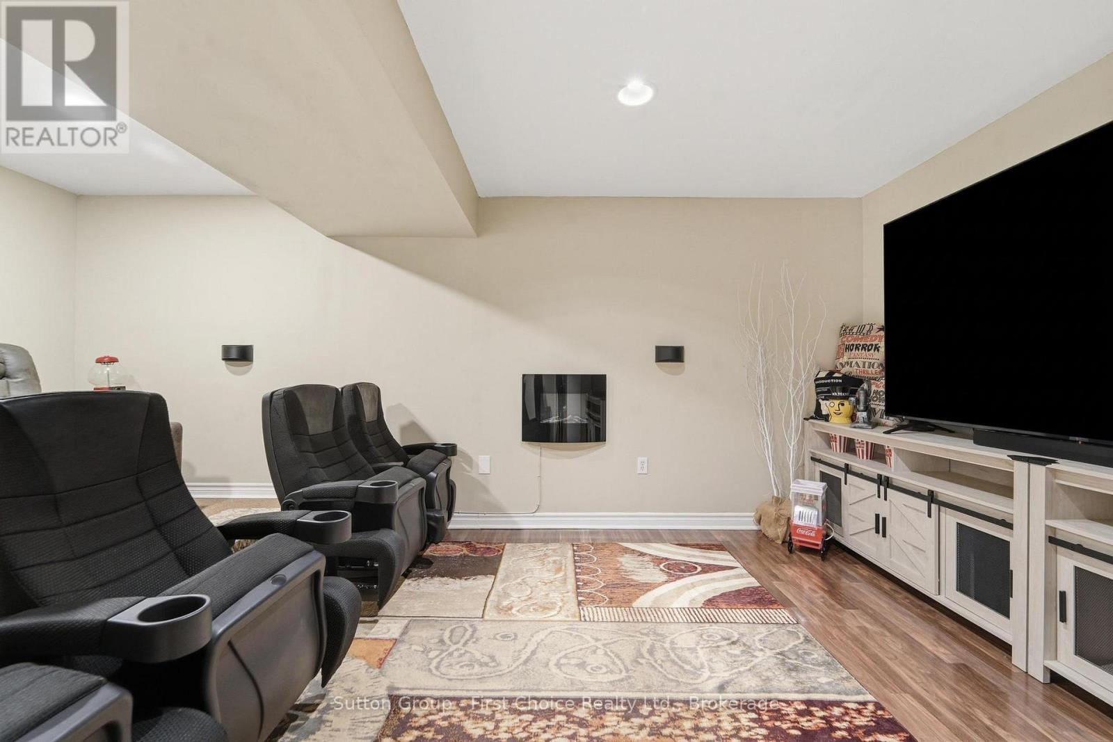 182 ROMEO STREET S - Image 26