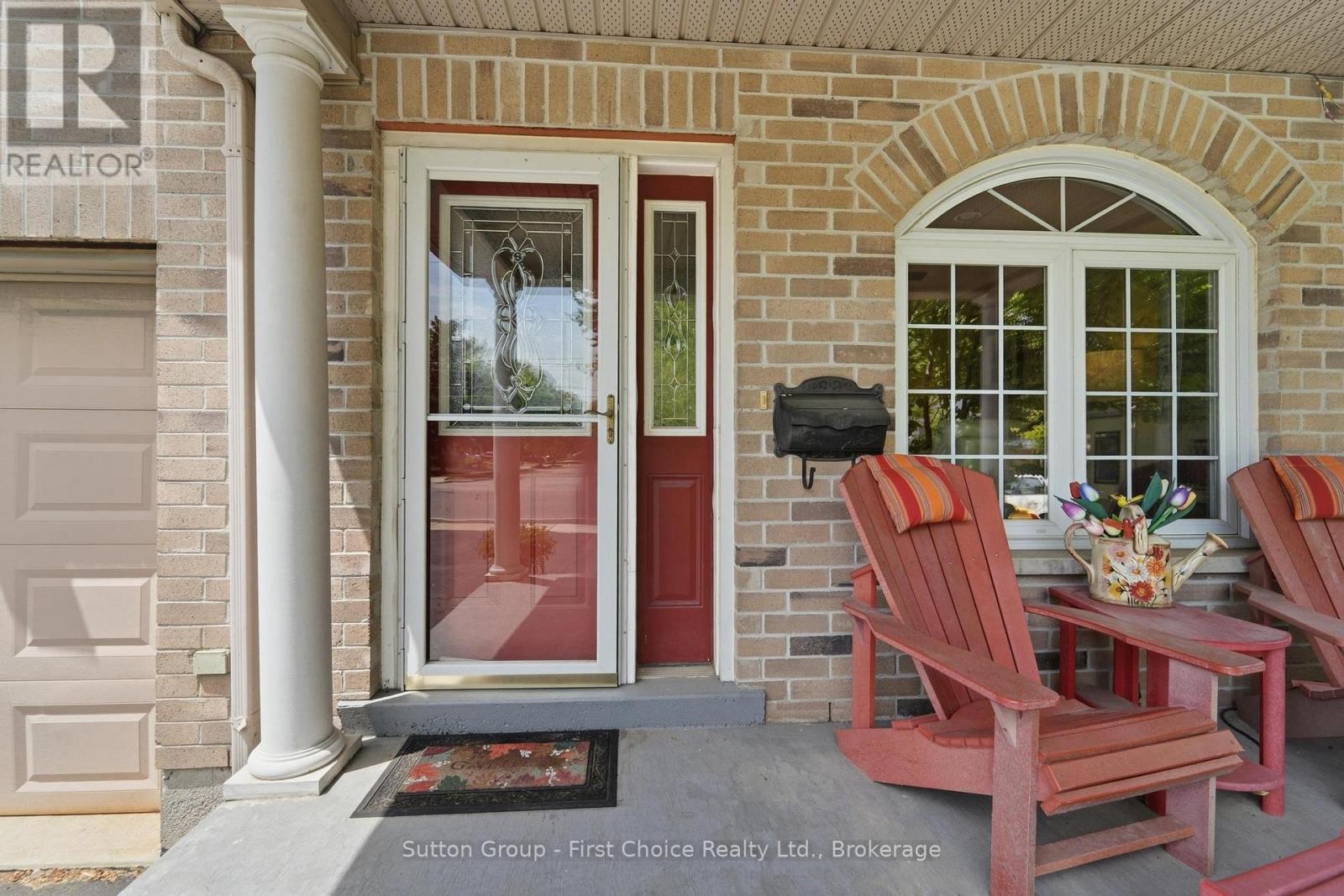 182 ROMEO STREET S - Image 46