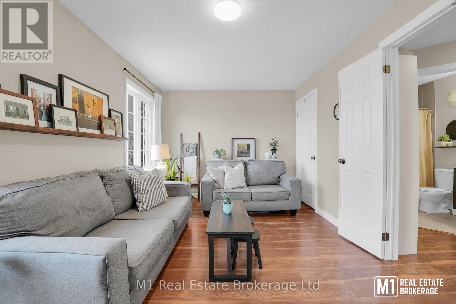 #46B 15 CARERE CRESCENT - 17
