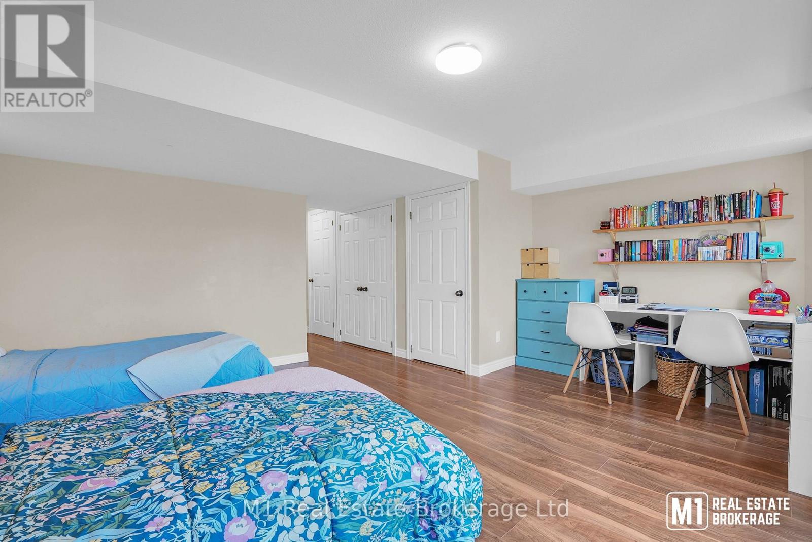 #46B 15 CARERE CRESCENT - 19