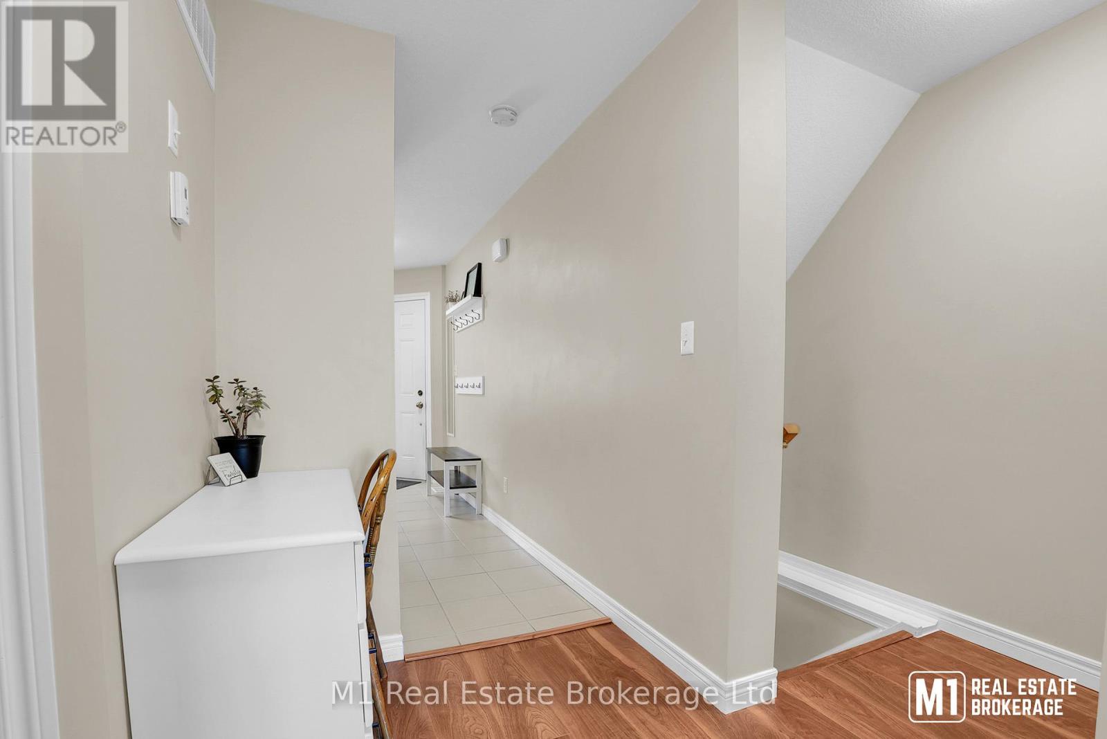 #46B 15 CARERE CRESCENT - 22