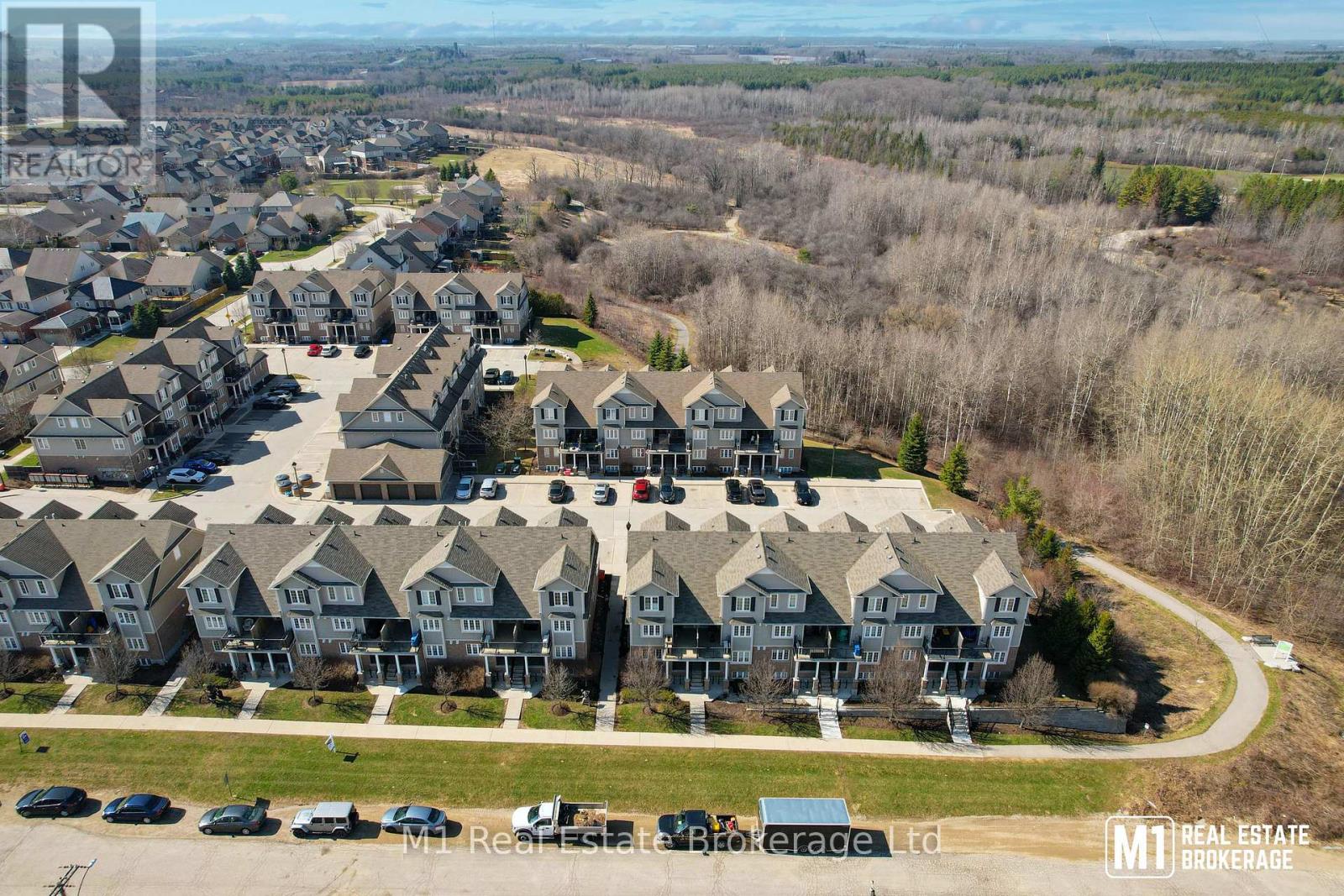 #46B 15 CARERE CRESCENT - 5