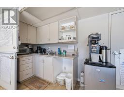 385 Lansdowne Street E, Peterborough, ON K9L2A3 Photo 34