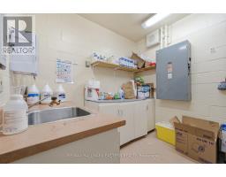 385 Lansdowne Street E, Peterborough, ON K9L2A3 Photo 35