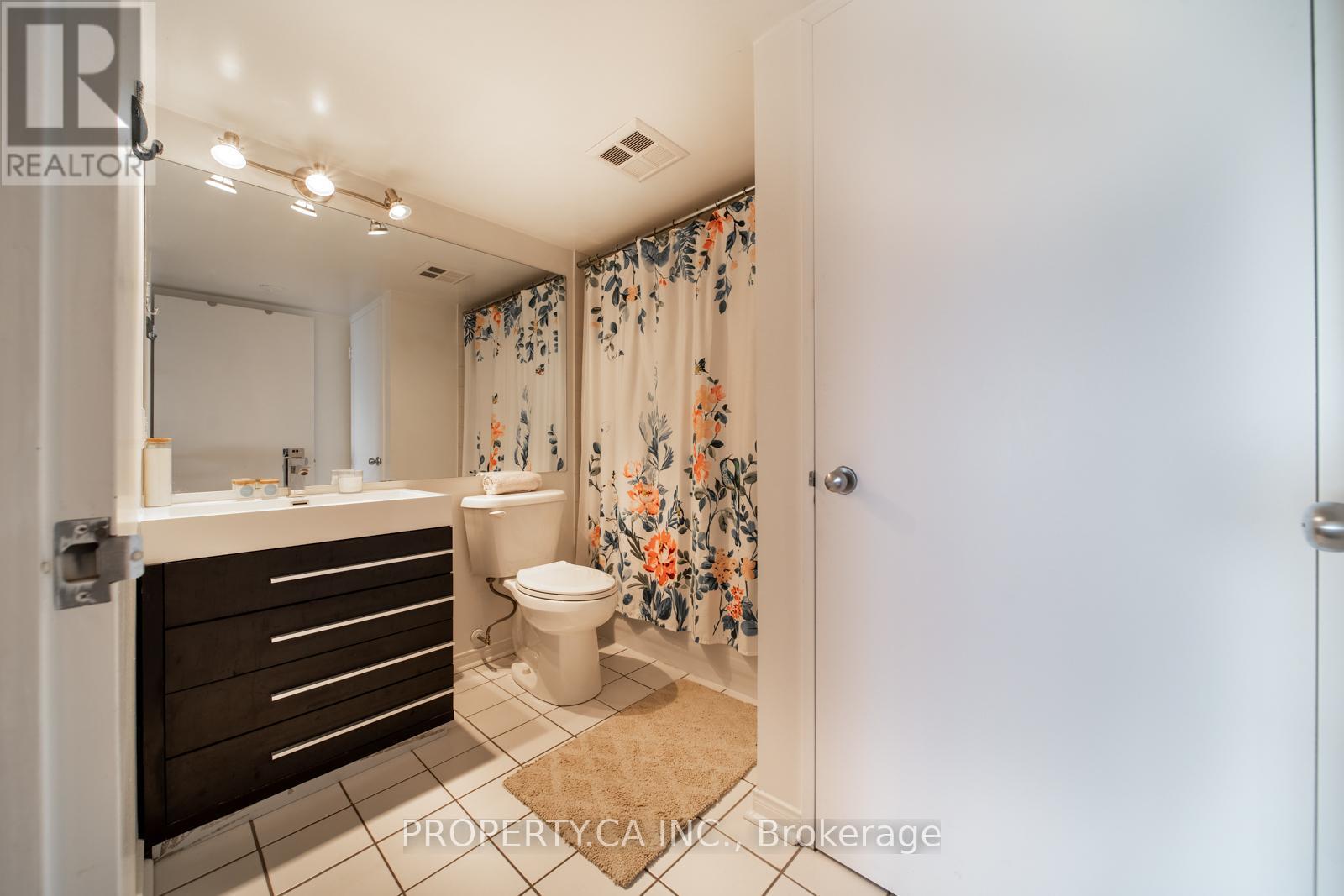 #608 70 MILL STREET - 15