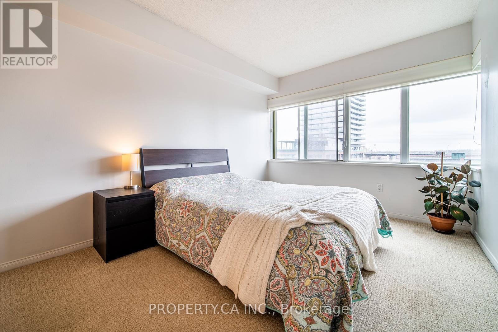 #608 70 MILL STREET - 19