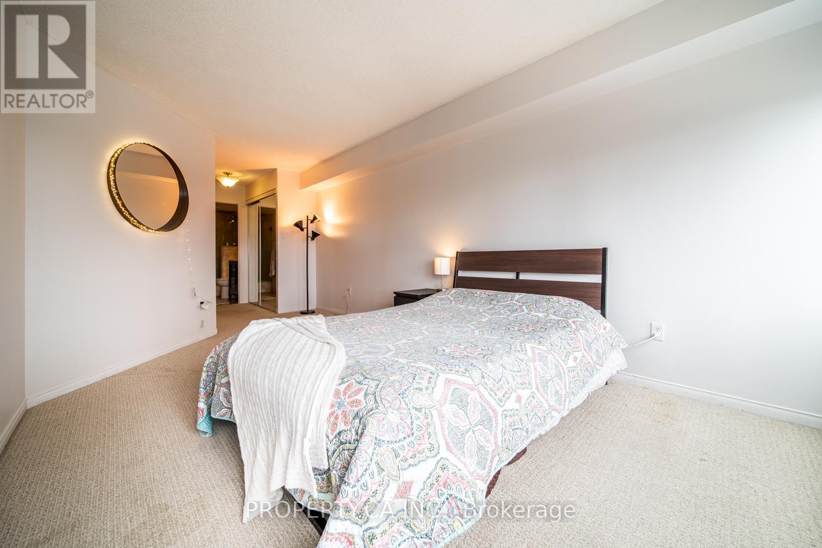 #608 70 MILL STREET - 20