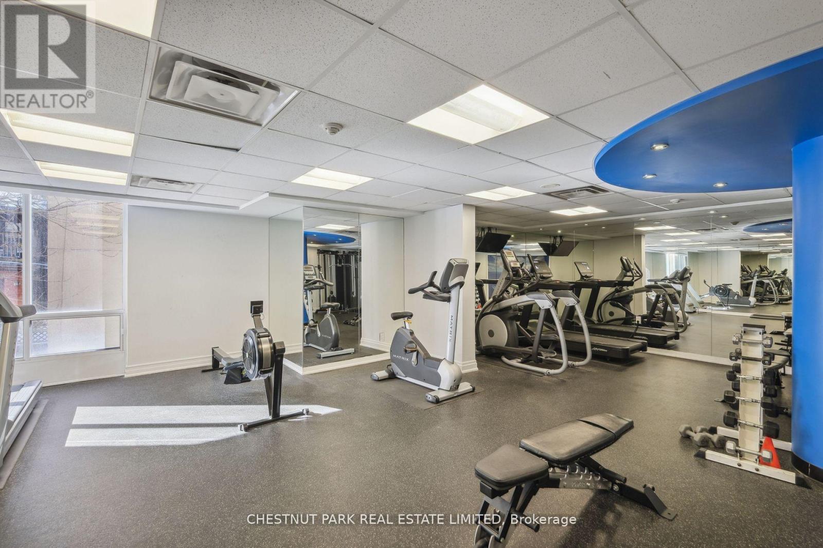 #1014 85 BLOOR STREET E - 11
