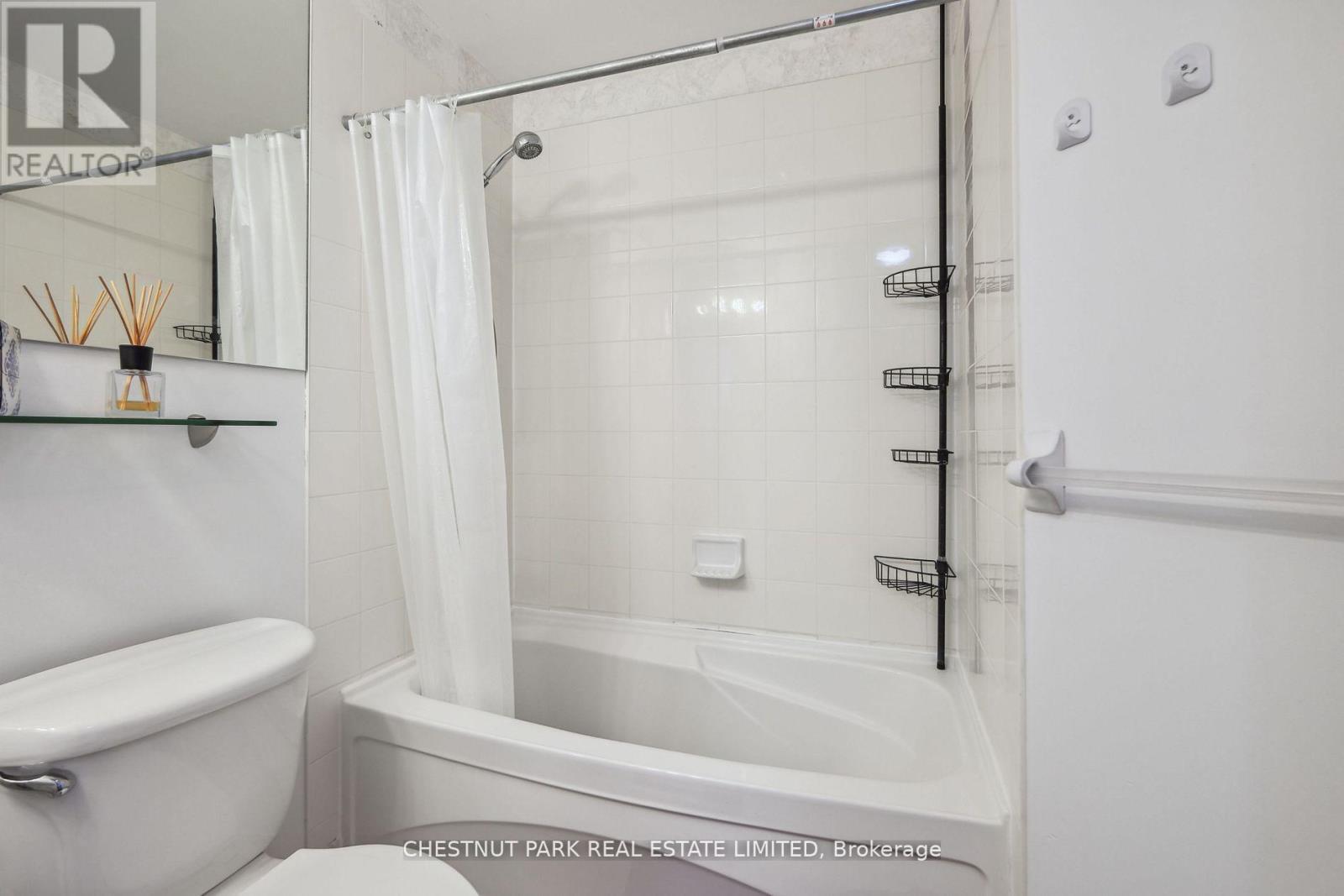 #1014 85 BLOOR STREET E - 19