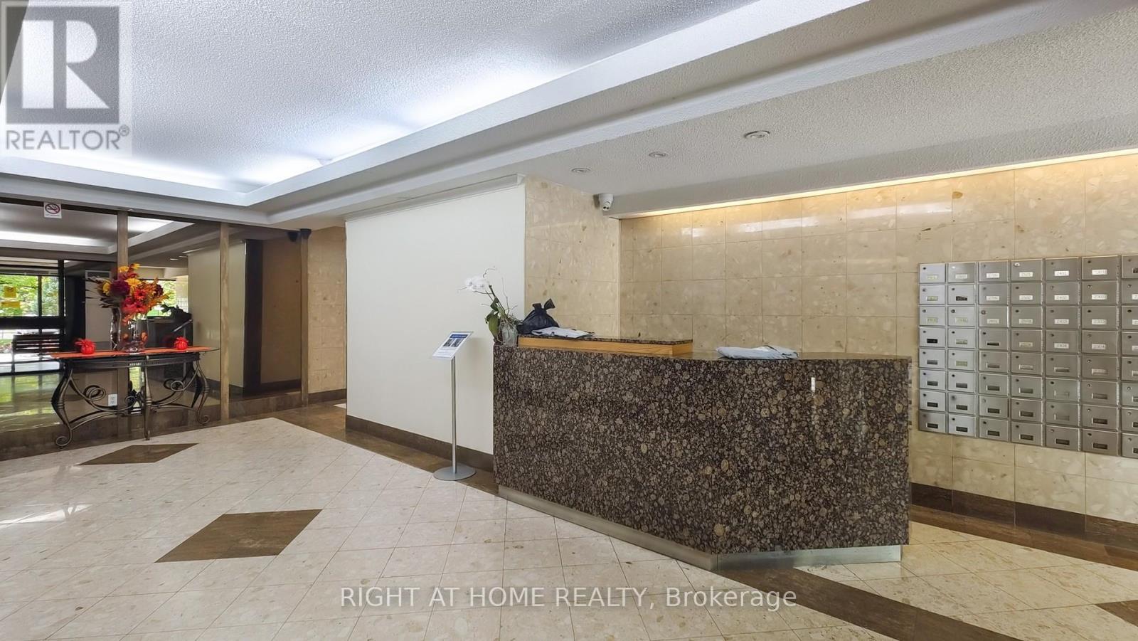 #2805 100 ANTIBES DRIVE - Image 37
