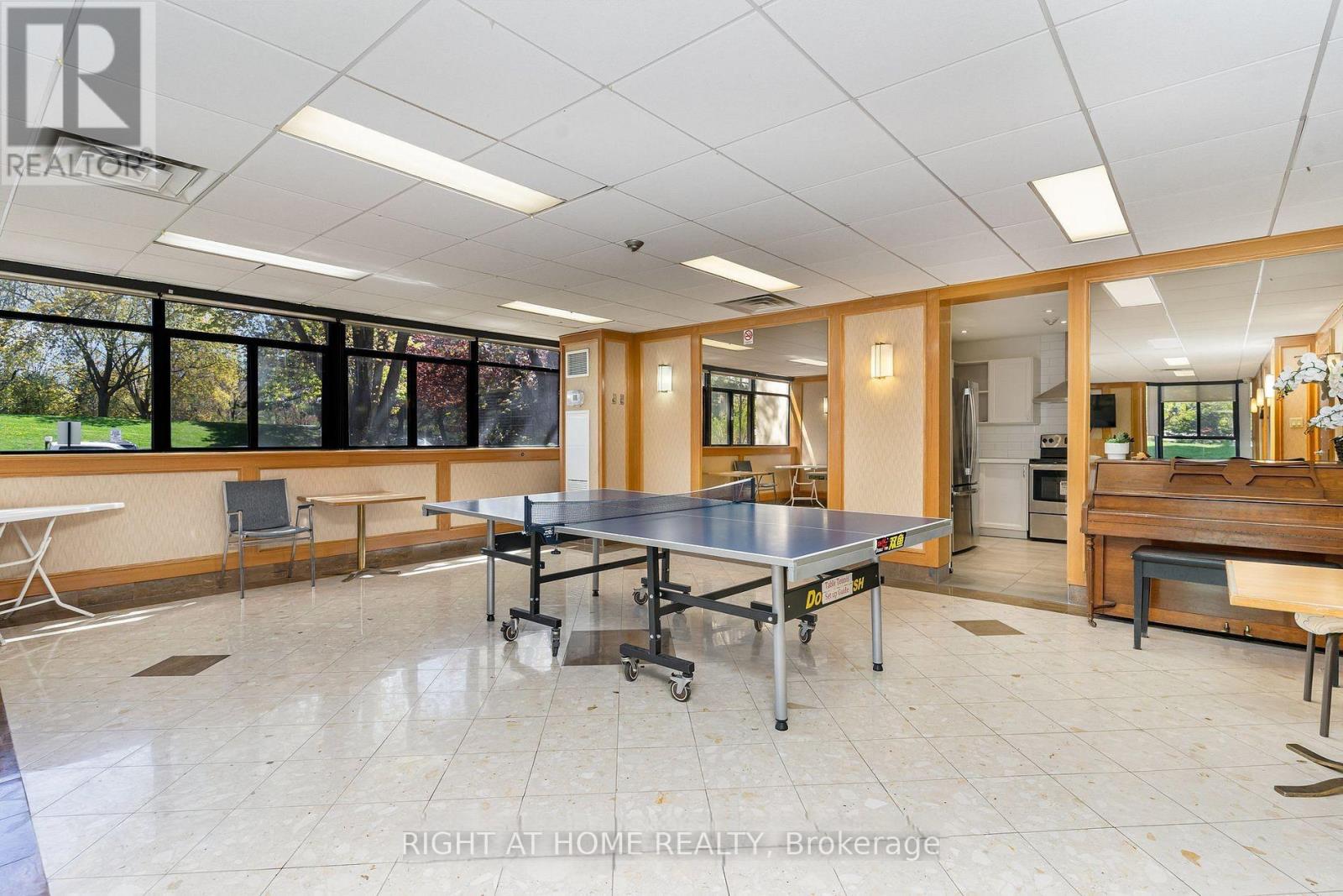 #2805 100 ANTIBES DRIVE - Image 44