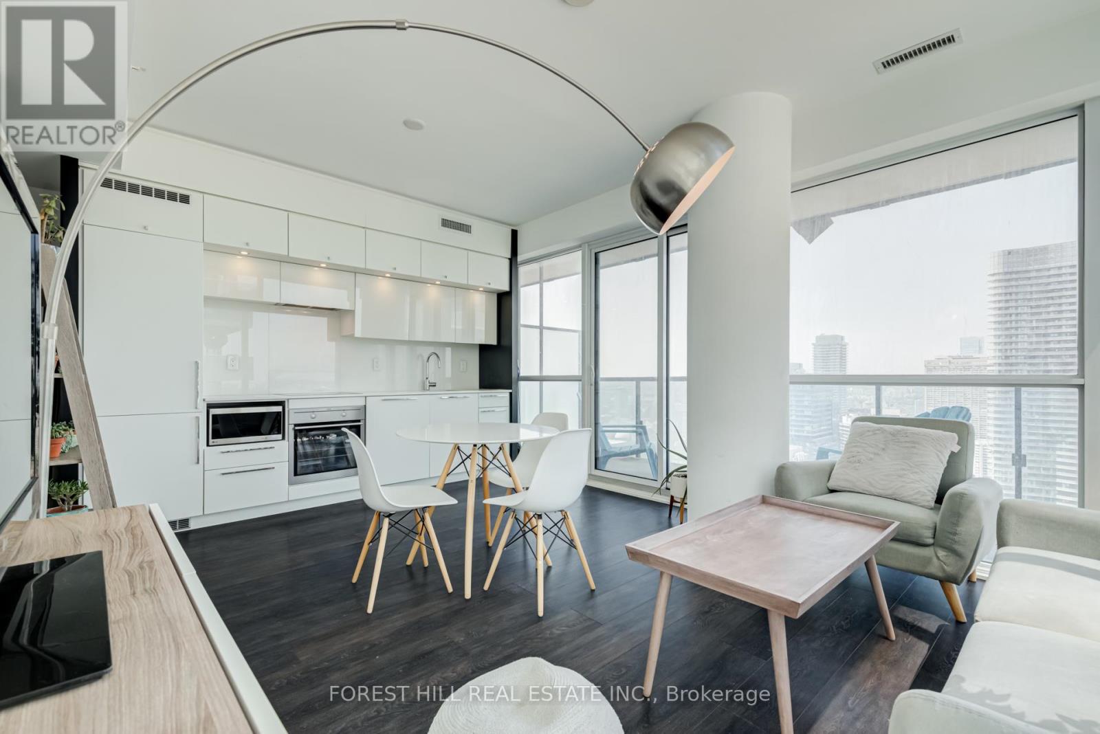 #4708 15 GRENVILLE STREET - 12