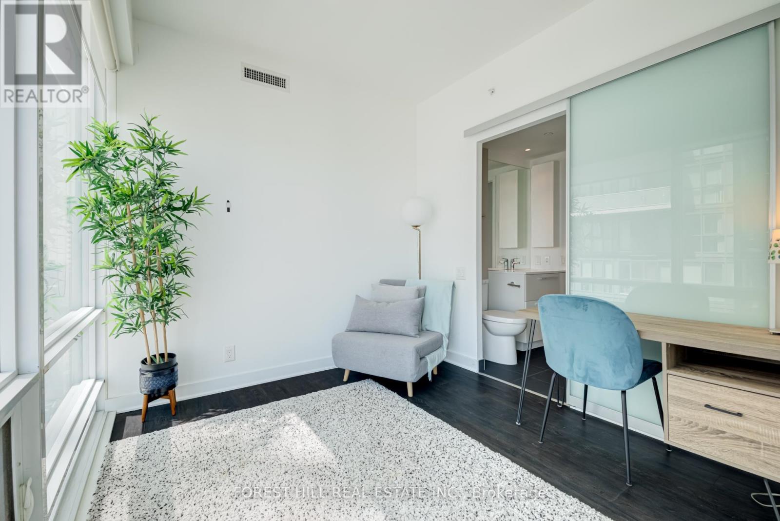 #4708 15 GRENVILLE STREET - 16