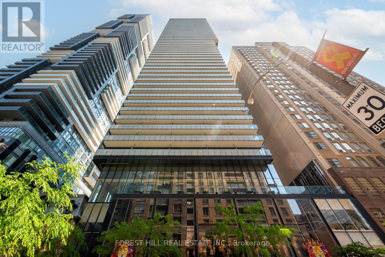 #4708 15 GRENVILLE STREET - 2