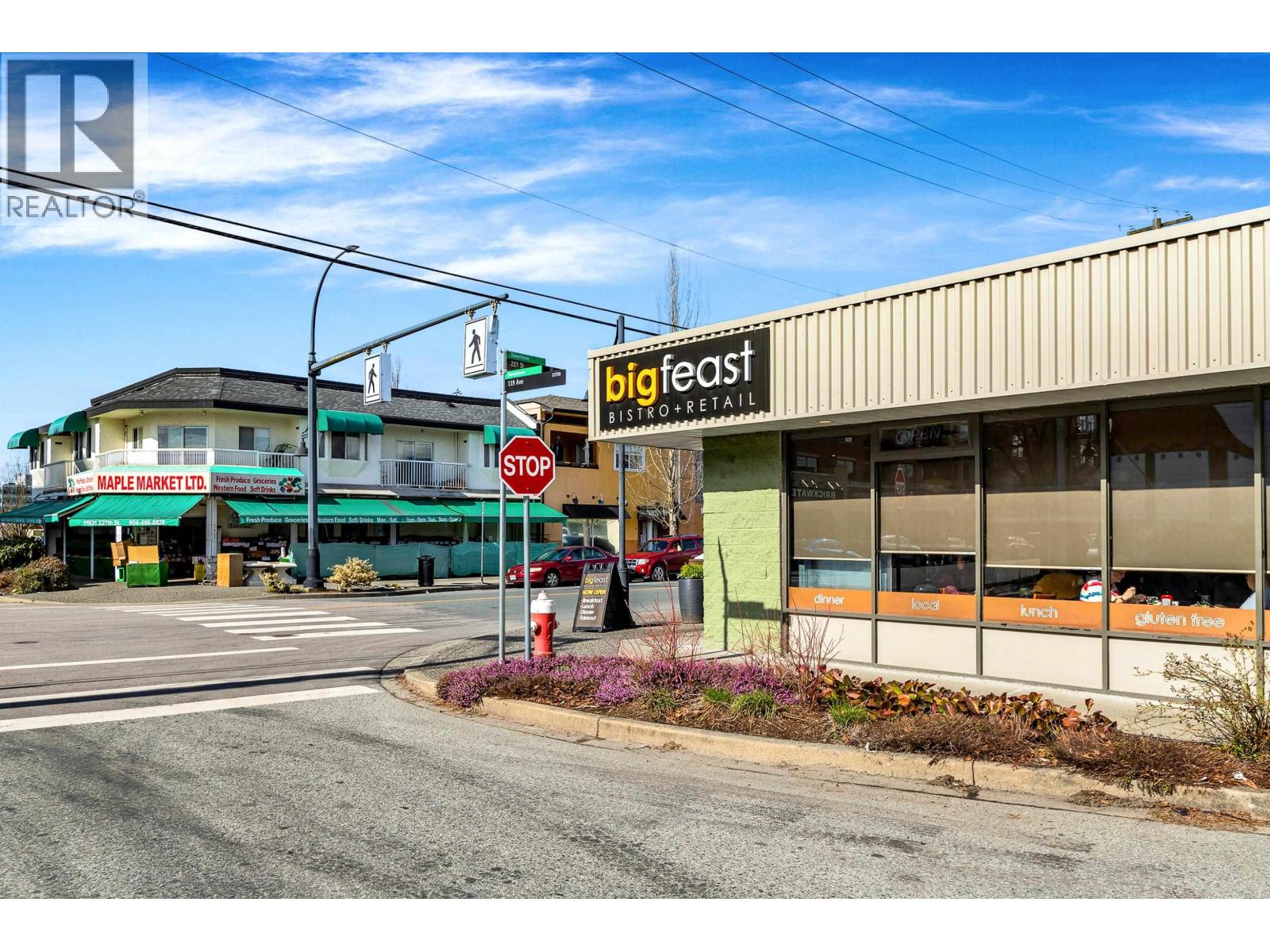 201 22633 SELKIRK AVENUE, Maple Ridge