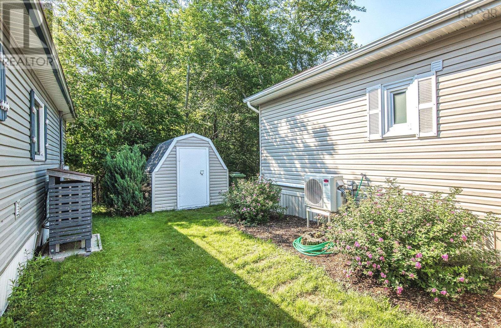 18 Elcona Avenue - 2