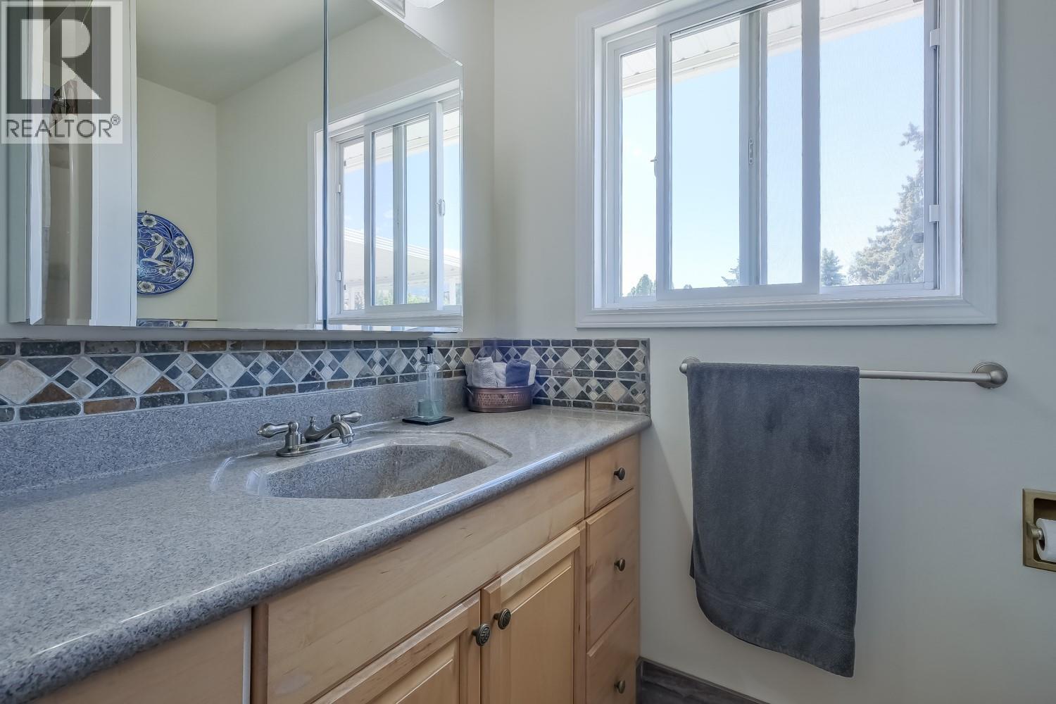 709 BARTLETT Drive - 9
