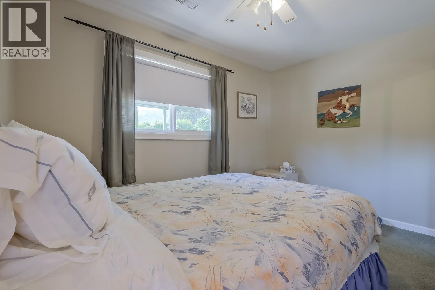 709 BARTLETT Drive - 24