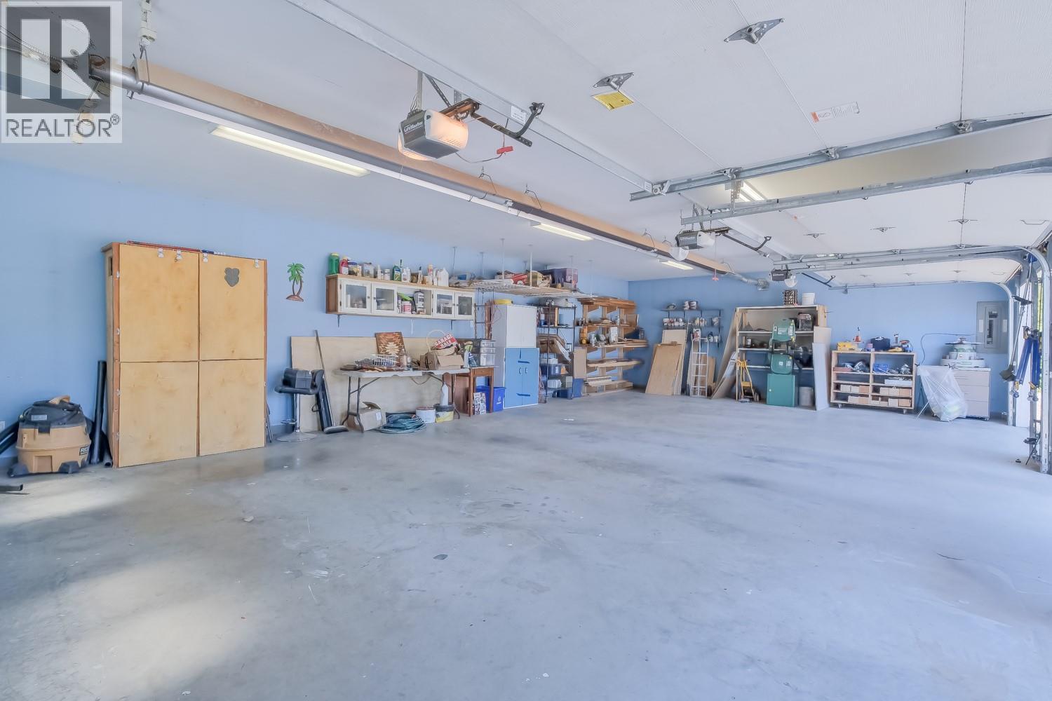 709 BARTLETT Drive - 31