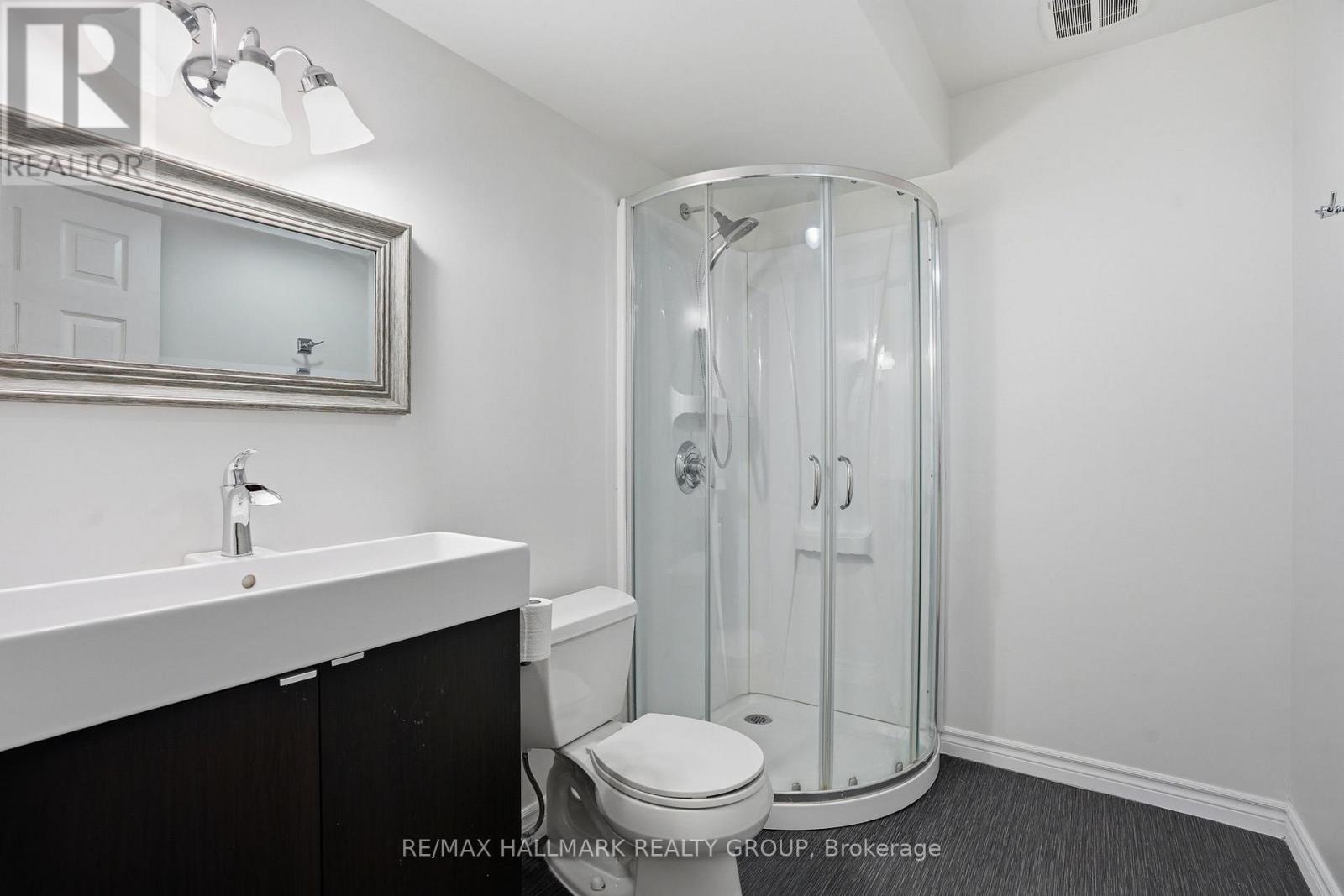 1028 LAVIOLETTE STREET - 26
