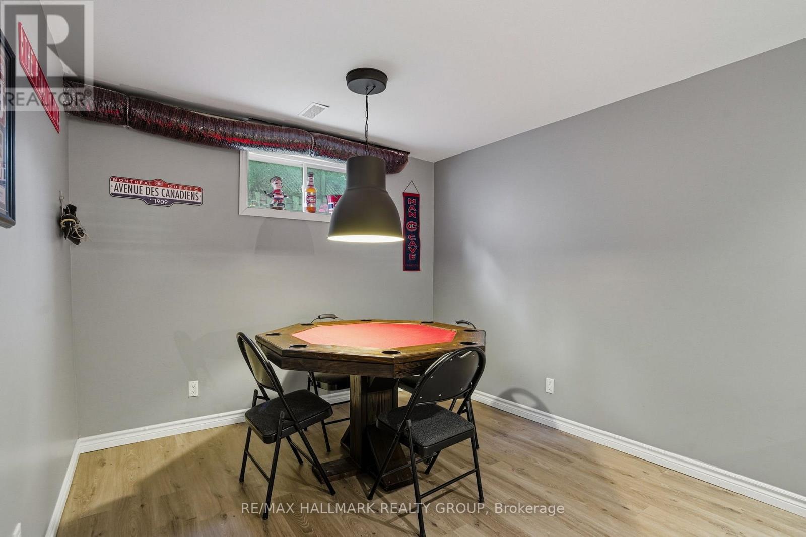 1028 LAVIOLETTE STREET - 29