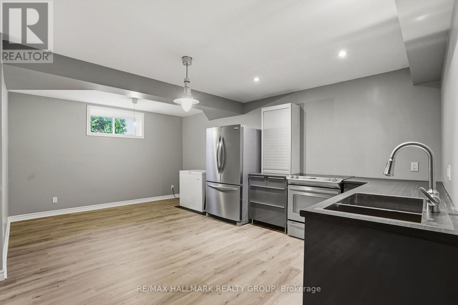 1028 LAVIOLETTE STREET - 30