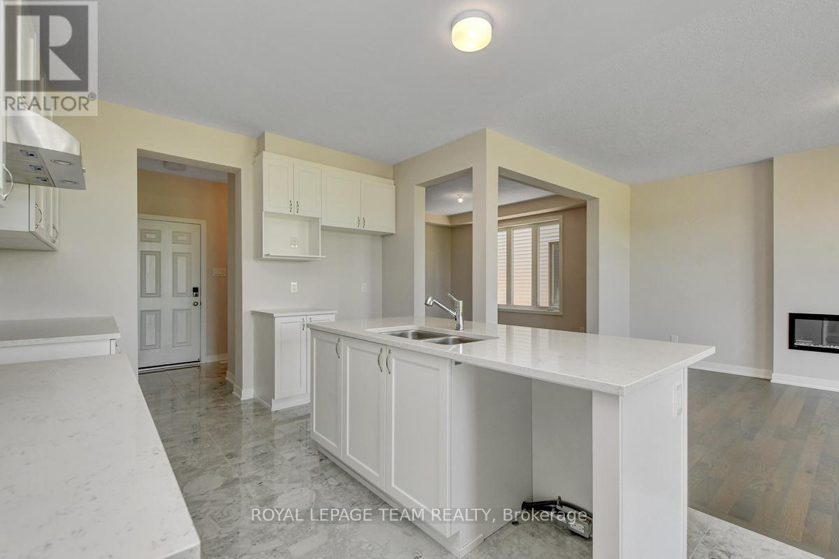 609 BRONZE COPPER CRESCENT - 17