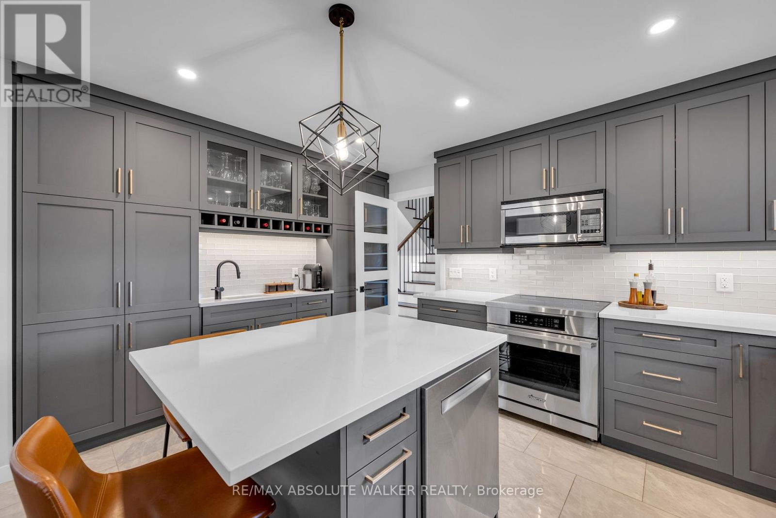 4 Bed, 3 Bath House for Sale in Ottawa – 1368 NORVIEW CRESCENT, Ottawa – MLS# X13532680 - Image 18