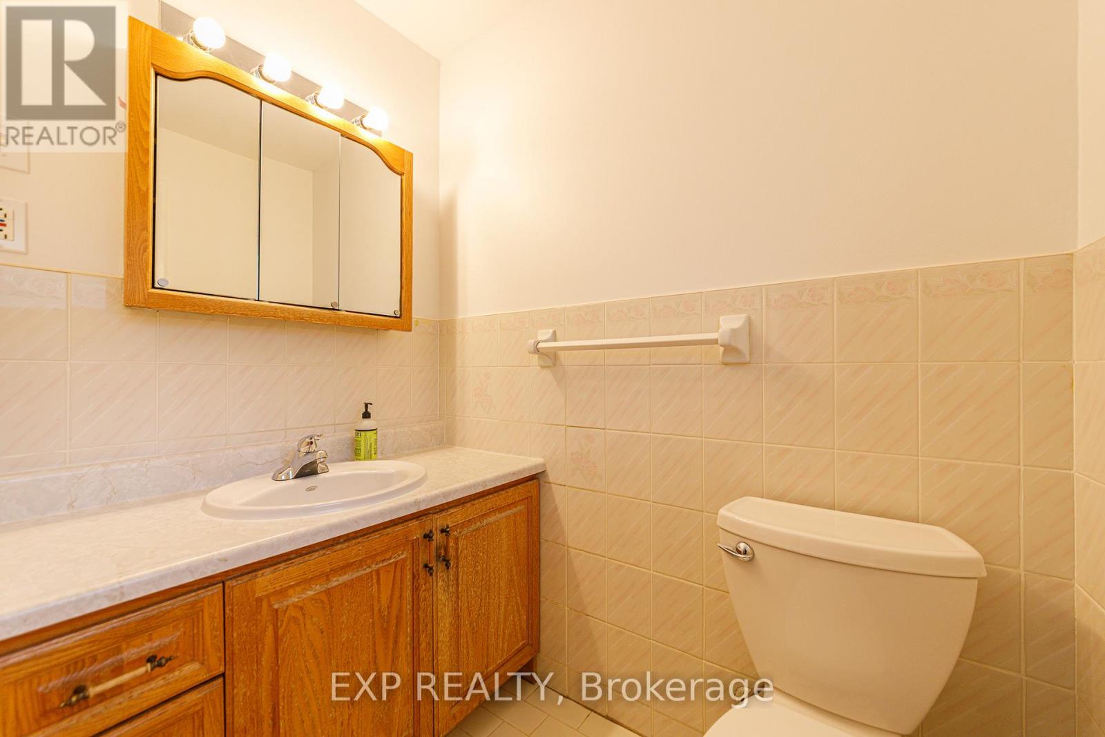 4 Bed, 3 Bath House for Rent in Ottawa – 2097 KINGSLEY ROAD, Ottawa – MLS# X13532712 - Image 14