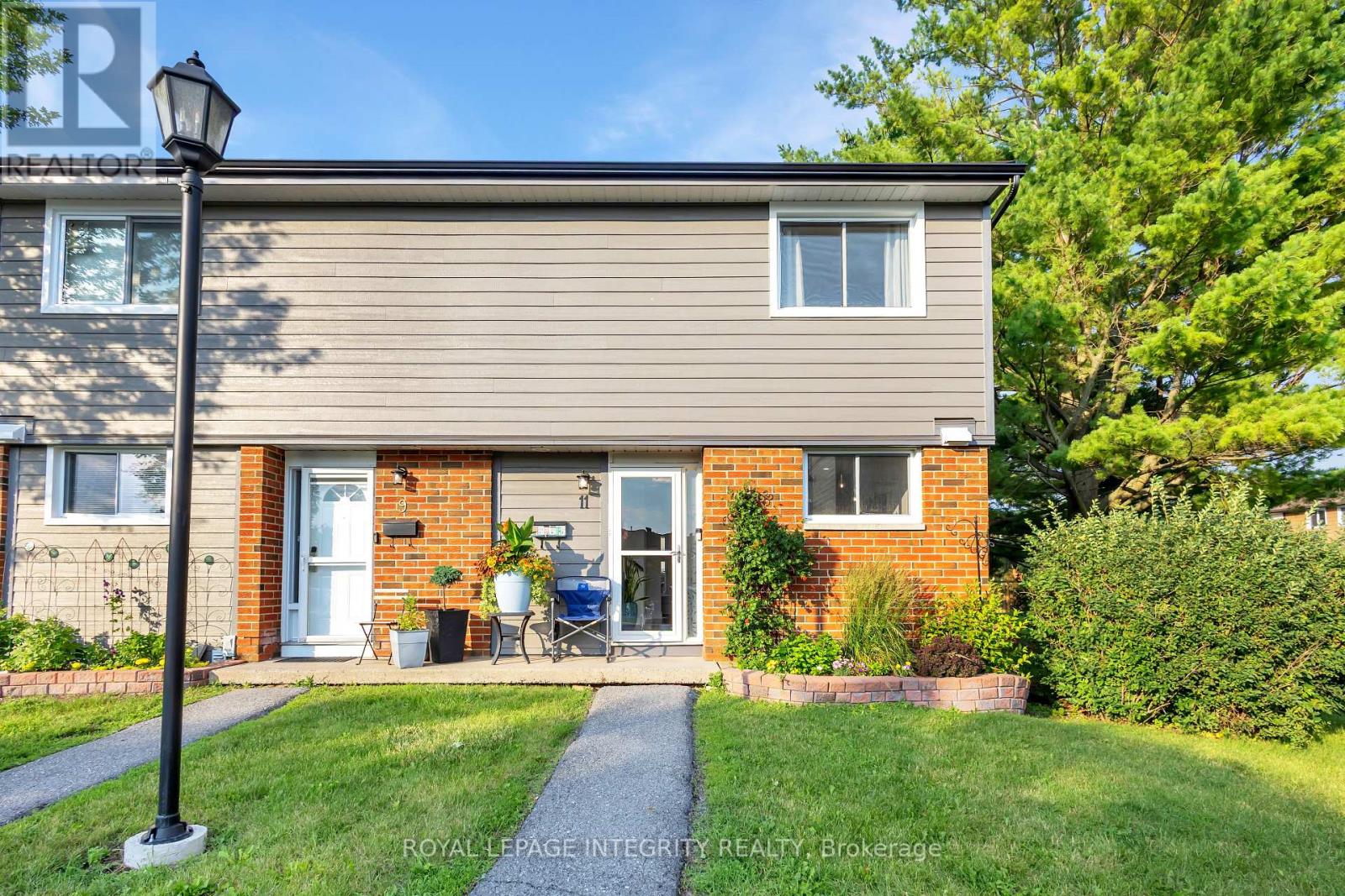 3 Bed, 2 Bath House for Sale in Ottawa – 11 GLENCOE STREET, Ottawa – MLS# X13532754 - Image 27