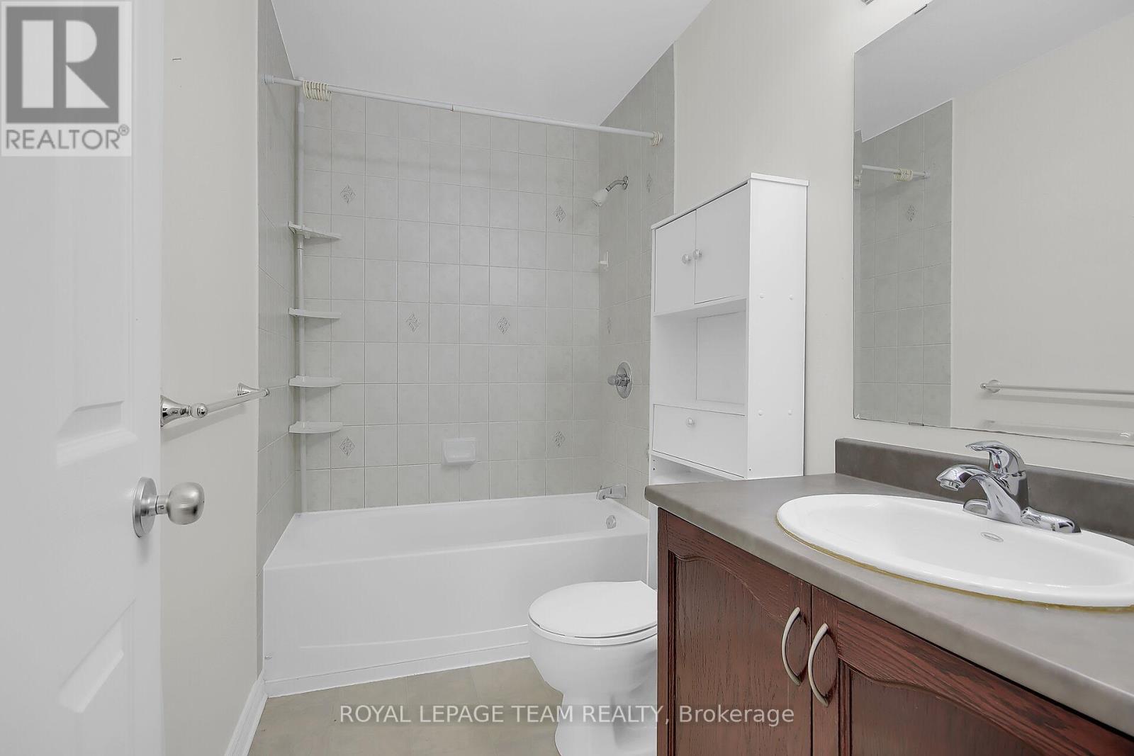3 Bed, 3 Bath House for Rent in Ottawa – 159 TACOM CIRCLE, Ottawa – MLS# X13532816 - Image 12
