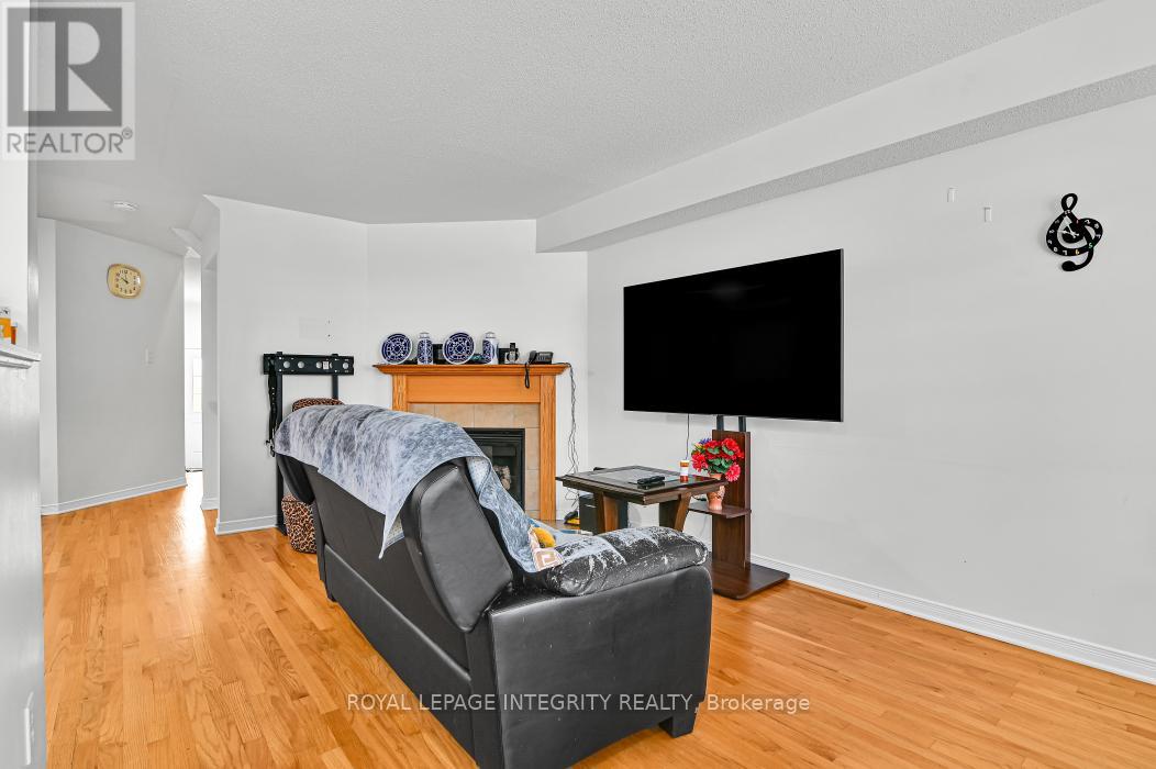 161 ROMINA STREET - 11