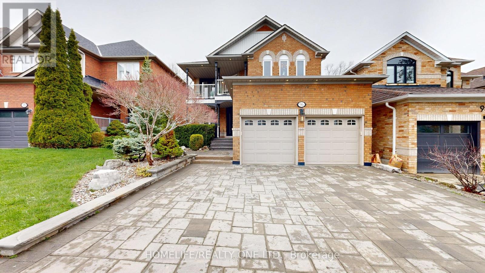 96 ESTATE GARDEN DRIVE - 2
