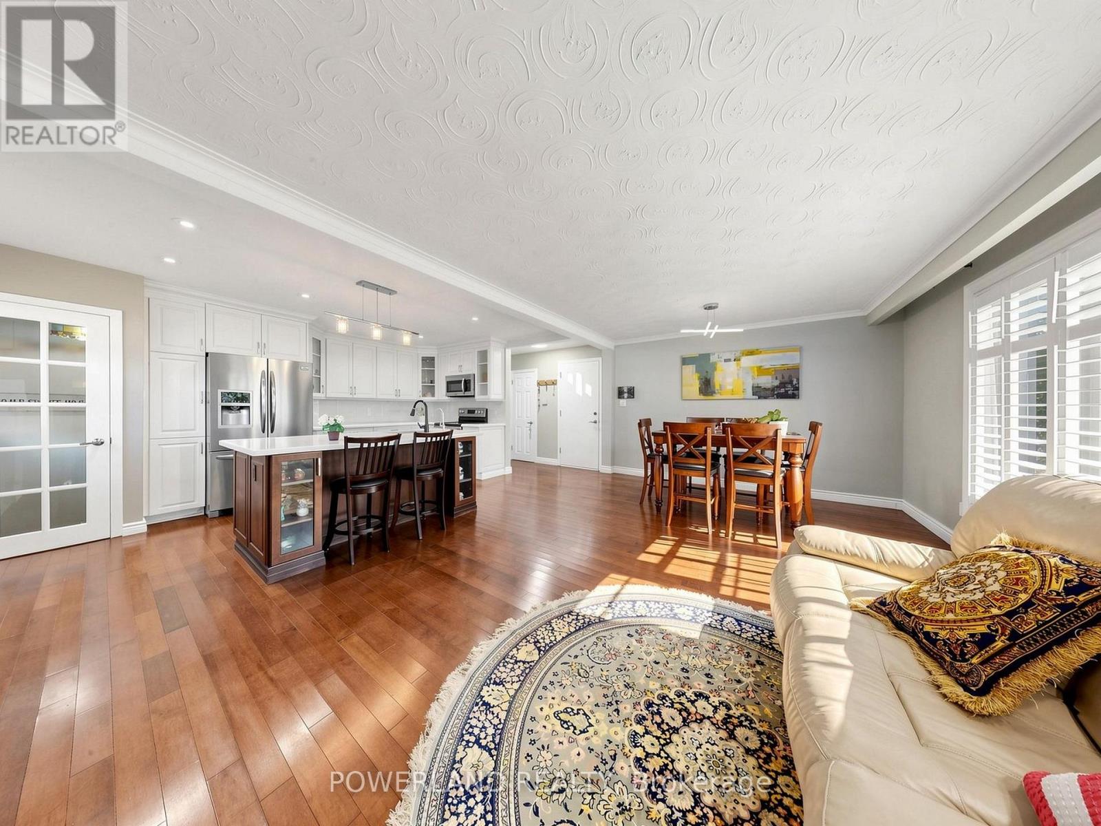 7 LAURENTIDE AVENUE - 12