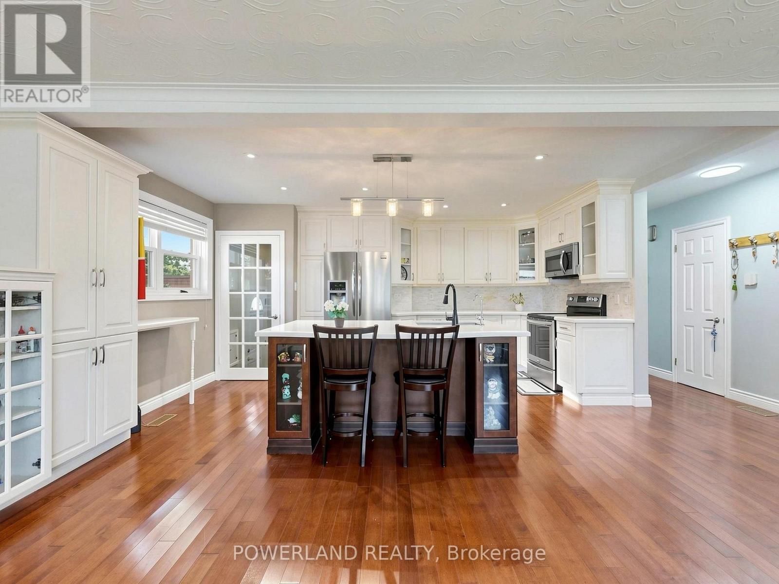 7 LAURENTIDE AVENUE - 13