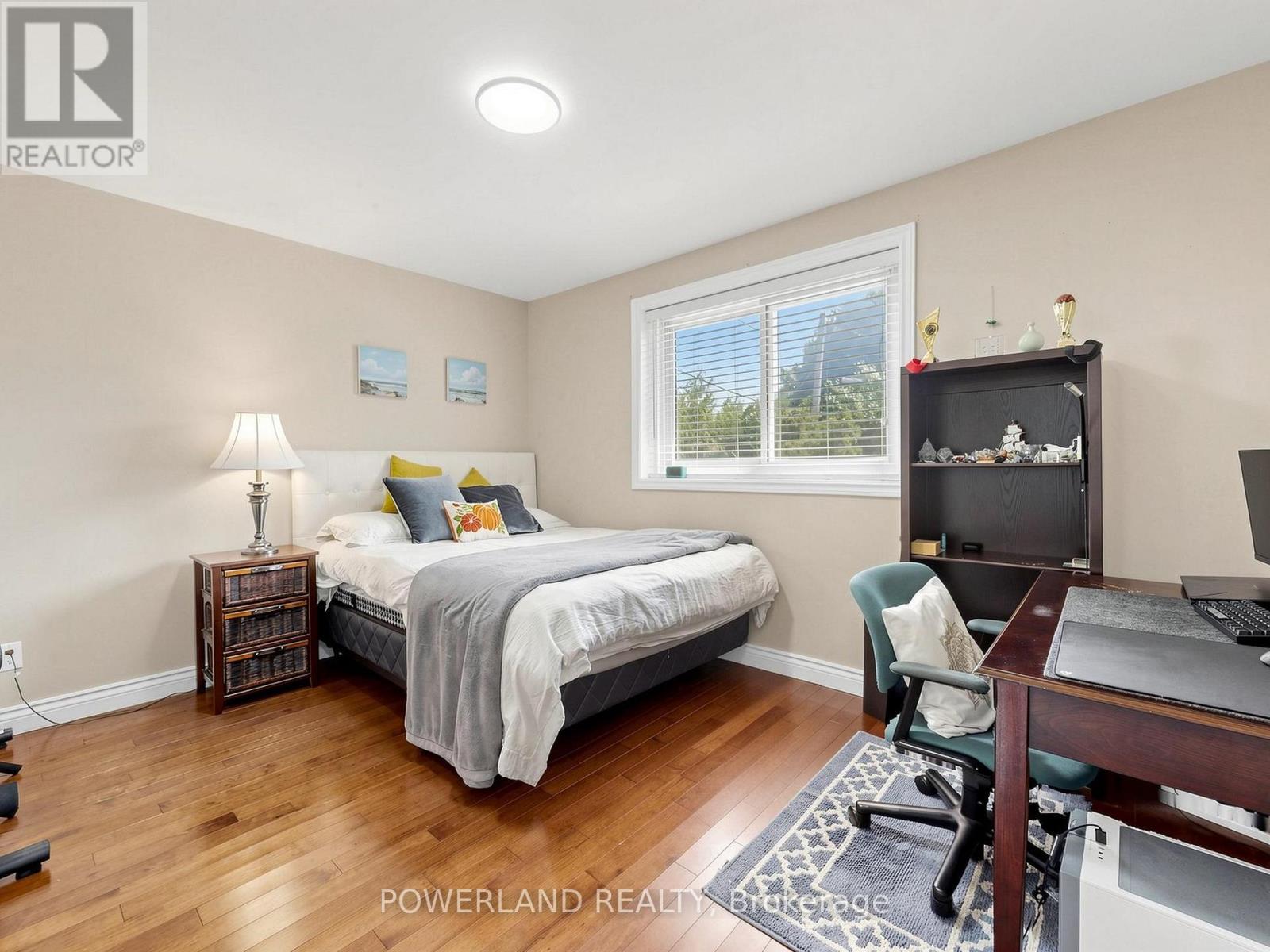 7 LAURENTIDE AVENUE - 25