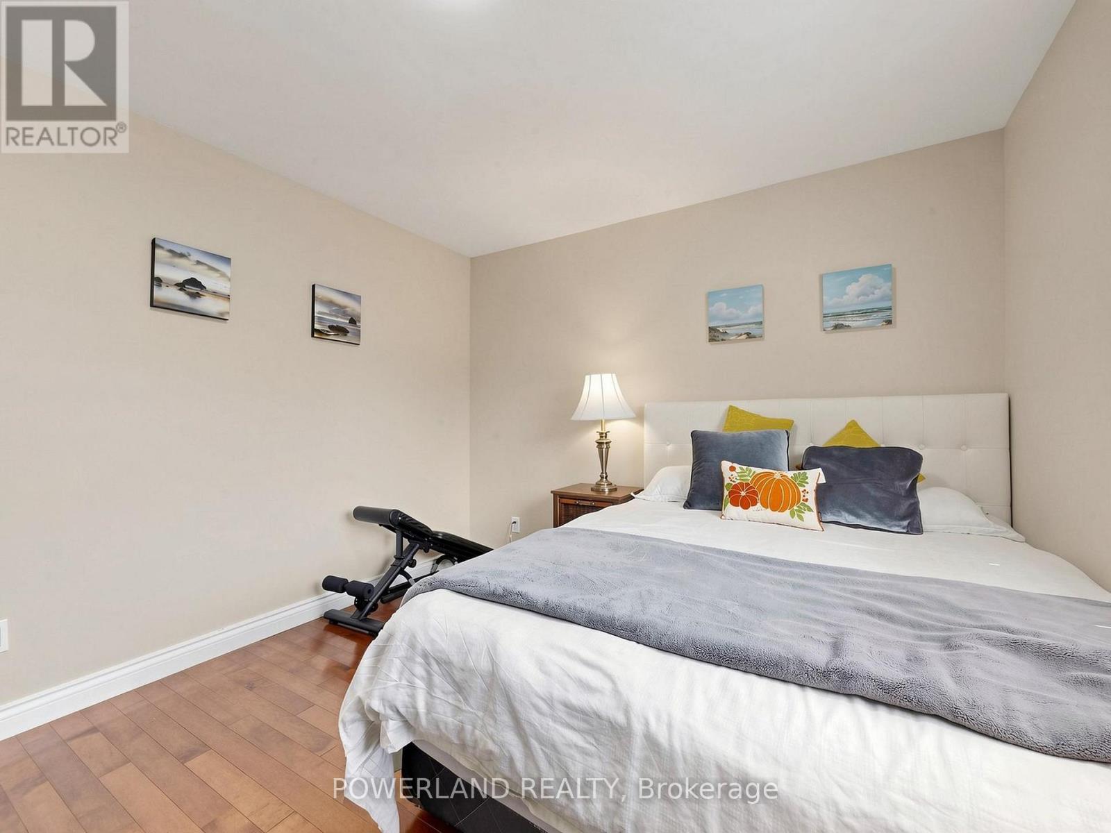 7 LAURENTIDE AVENUE - 27