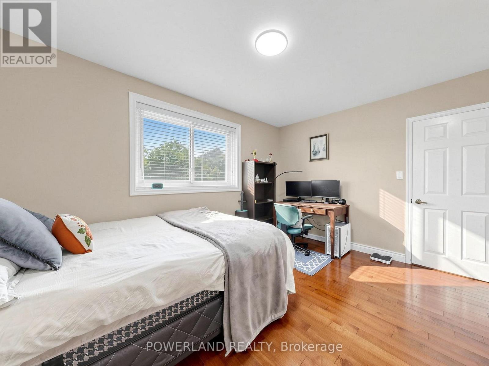 7 LAURENTIDE AVENUE - 28